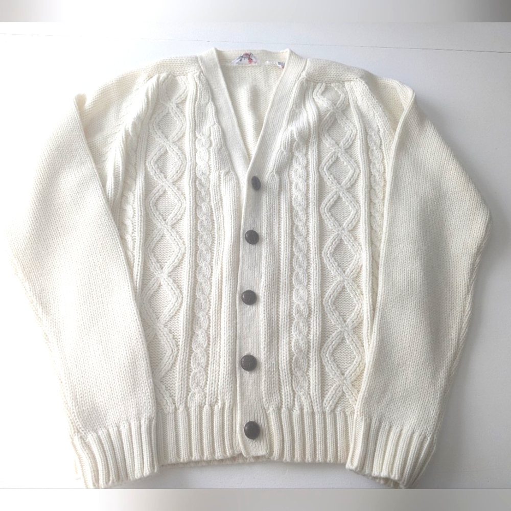 VINTAGE THUNDERBIRD/WOOLCO Cardigan